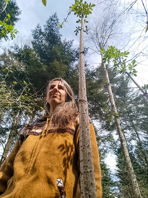 Femme-arbre Chamane Suisse